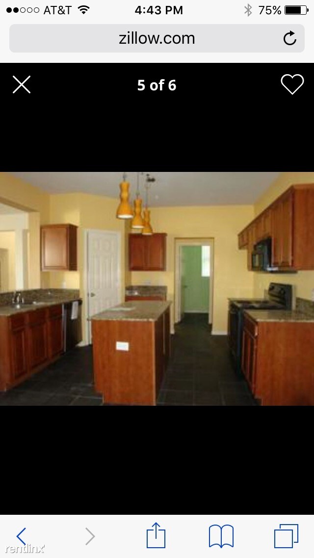 Foto del edificio - 1022 Providence Blvd