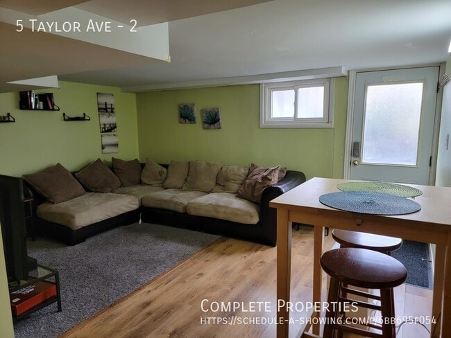 Building Photo - ALL INCLUSIVE 1 Bedroom with parking and o...