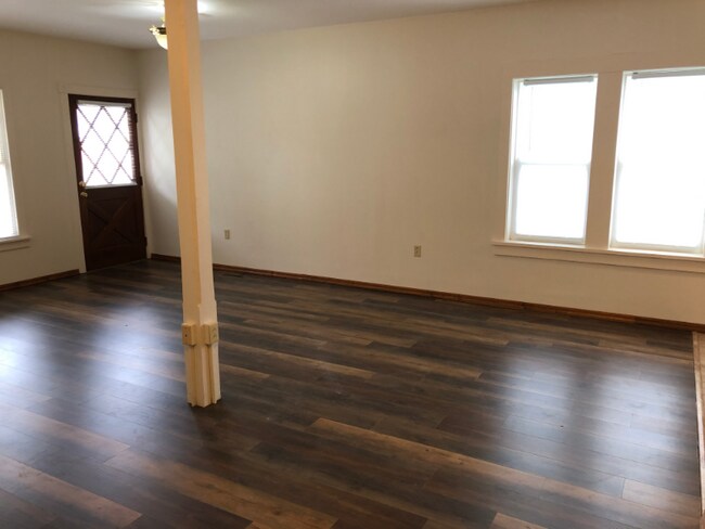 Foto del edificio - 821 Cherry St