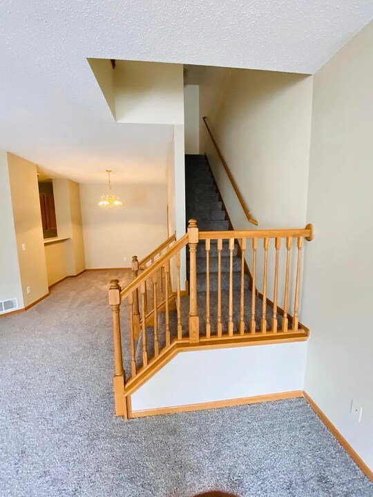 Foto del edificio - 3128 Juniper Ln