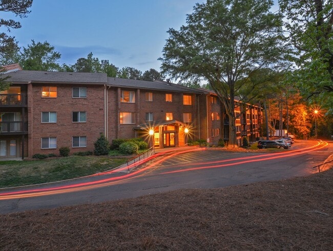 Building Photo - Charlotte Woods