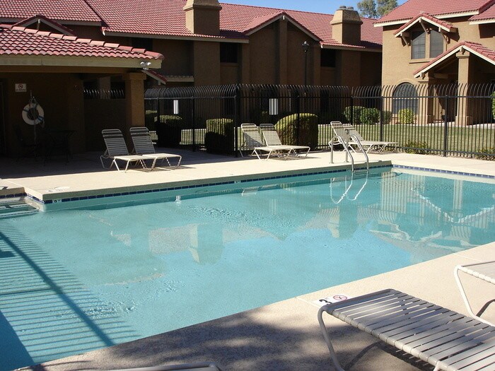 Foto principal - 6262 E Brown Rd