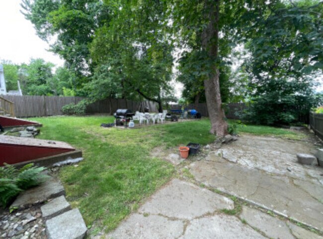 Foto del edificio - 43 Brooks Ave