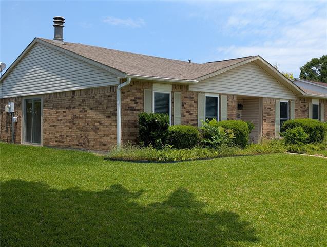 Building Photo - 2105 Rose Hill Rd