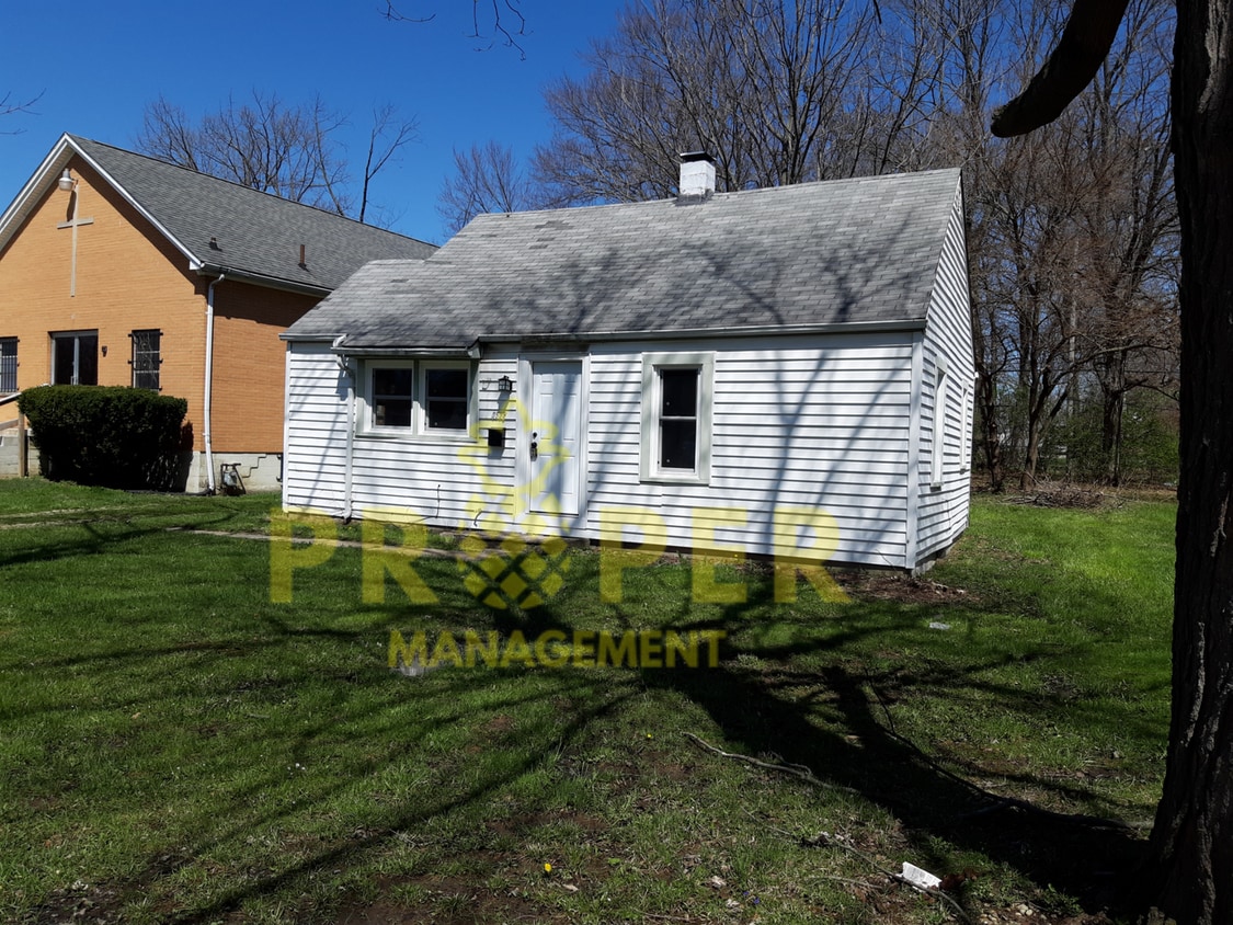 Primary Photo - very cute 2 bedrooms 1 bathroom house