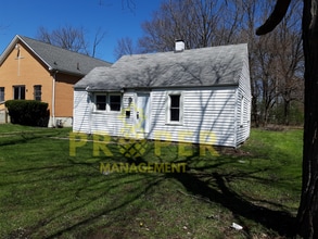 Building Photo - 3535 El Paso Ave