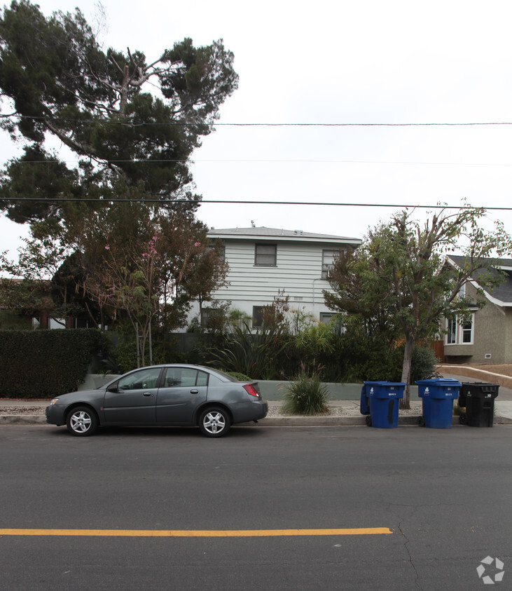 Building Photo - 1639 Talmadge St