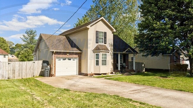Foto del edificio - 3461 Kingfisher Dr