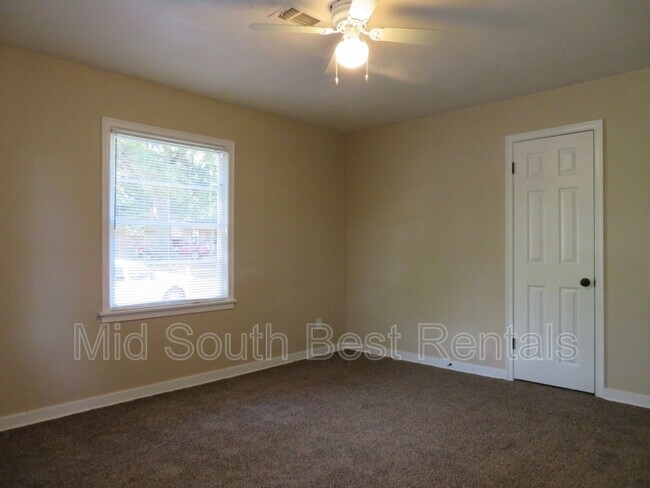 Foto del edificio - 740 Frayser Dr