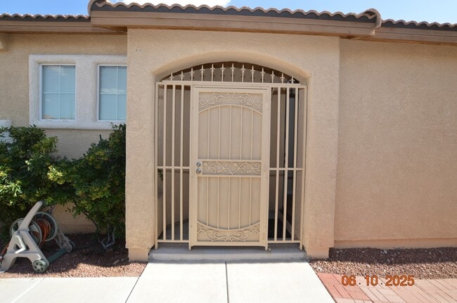 Building Photo - 5541 Sterling Valley Ct