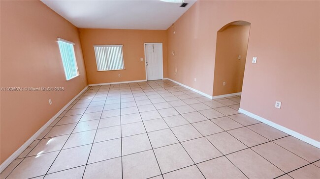 Building Photo - 13936 SW 281st Terrace