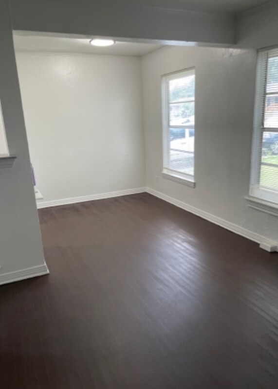 Foto del edificio - 6128 Howard Ave