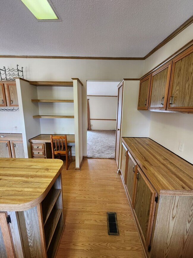 Building Photo - Gorgeous 3bd/2ba House in Glenwood, IA