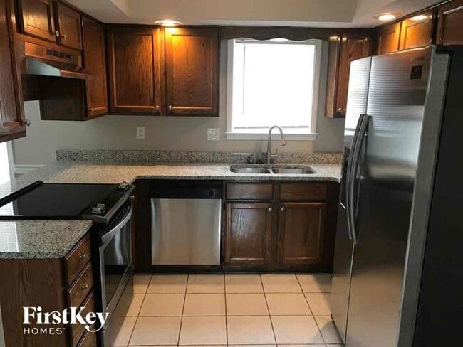 Building Photo - 3179 Birchton Glade Cove