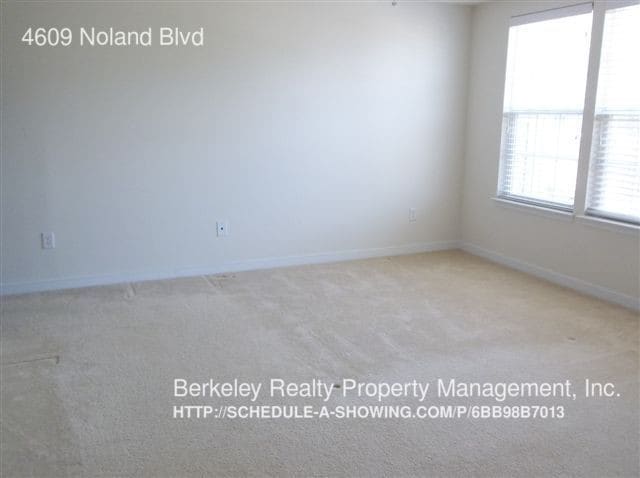 Building Photo - 4609 Noland Blvd