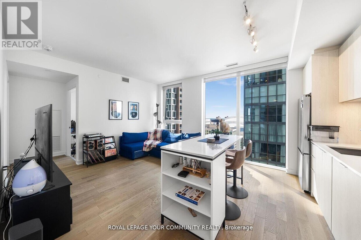 Photo principale - 357 King St W