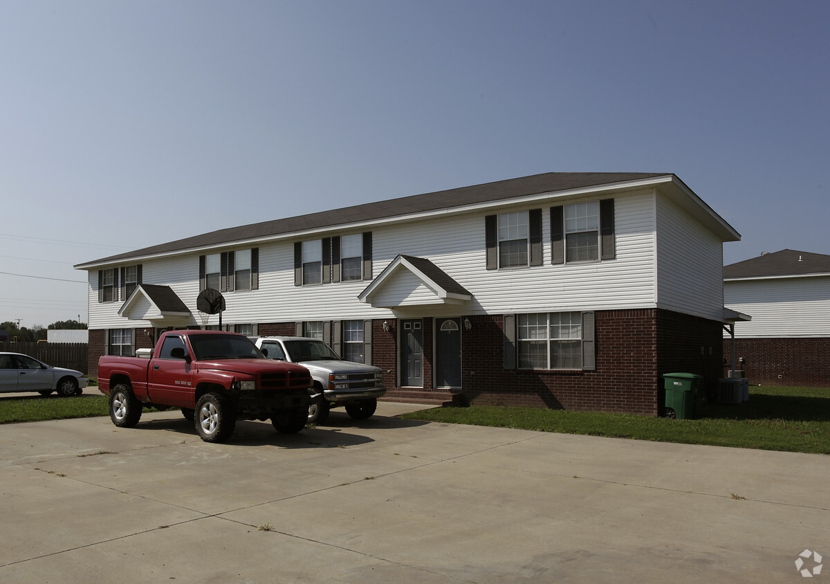 809 Mcafee Medical Cir, Beebe, AR 72012 Apartments in Beebe, AR