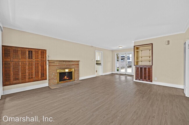 Building Photo - 2 br, 1 bath House - 3909 Regan Drive