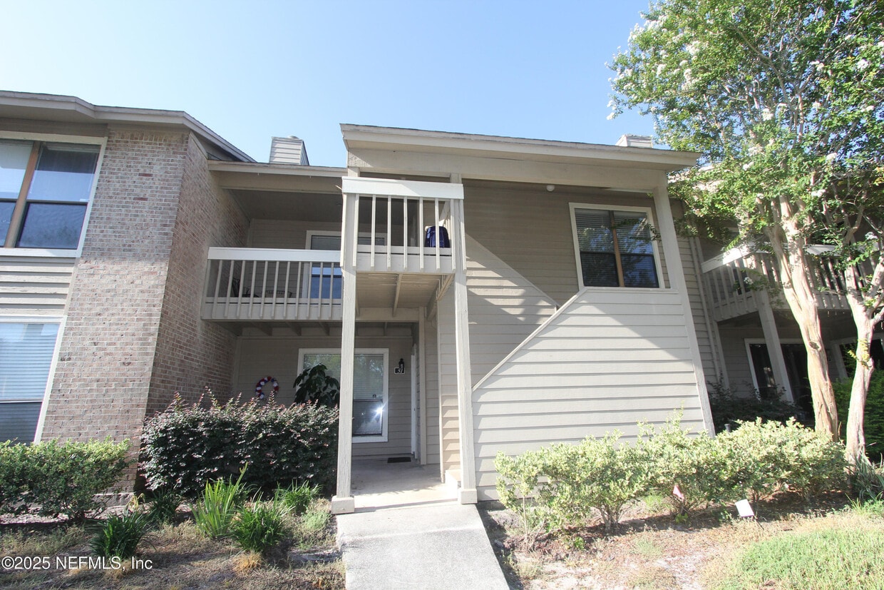 Foto principal - 10200 Belle Rive Blvd