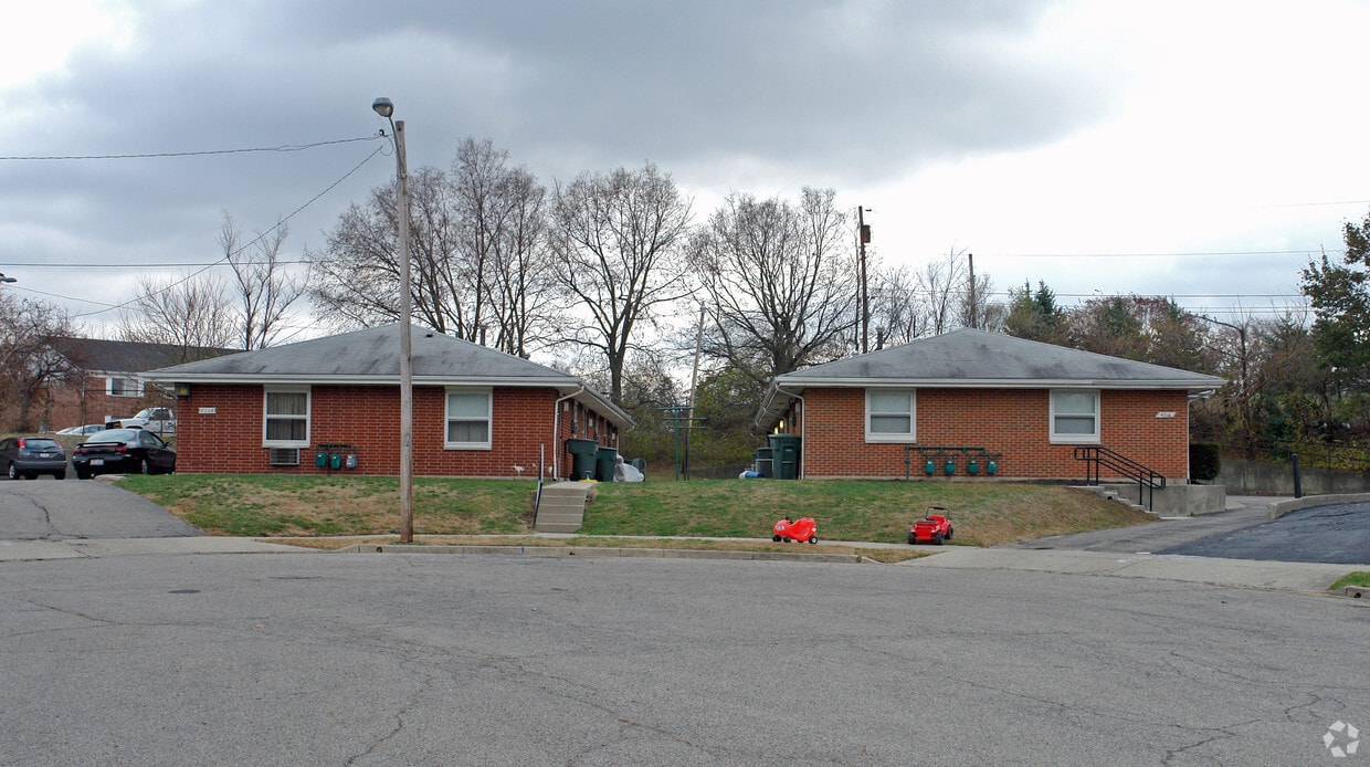 Building Photo - 4310-4330 City View Ter
