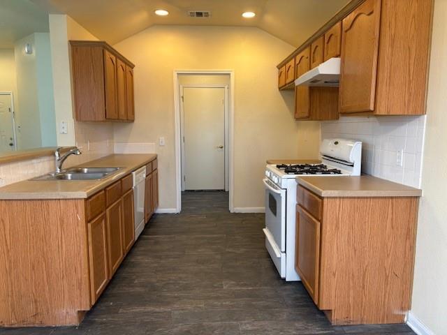 Building Photo - 684 Atlantis