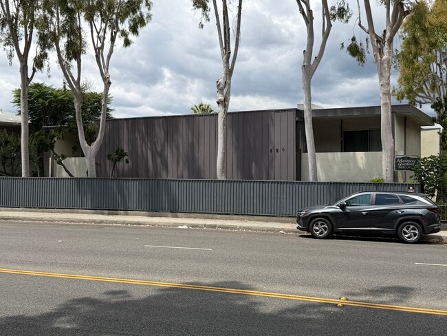 Building Photo - 400 Monterey Rd