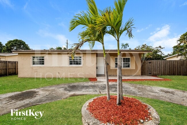 Building Photo - 240 N 69th Way