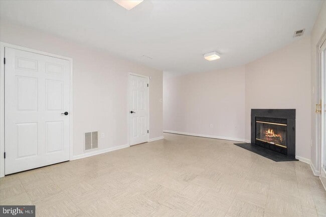 Foto del edificio - 2441 Winding Ridge Rd
