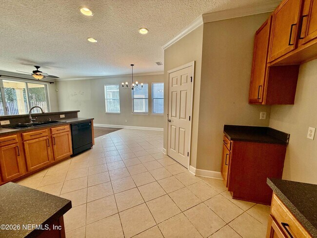 Building Photo - 3367 Turkey Creek Dr