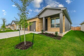 Building Photo - 3901 Sugar Hackberry Trl
