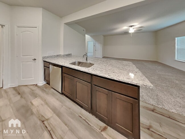 Building Photo - 200 Tidwell Dr
