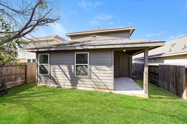 Foto del edificio - 10426 Clearwater Wy