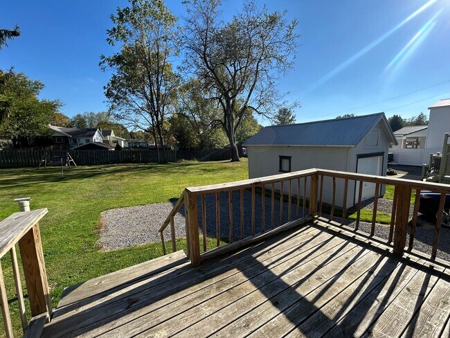 Foto del edificio - Single Family Home - Short Term Lease Avai...