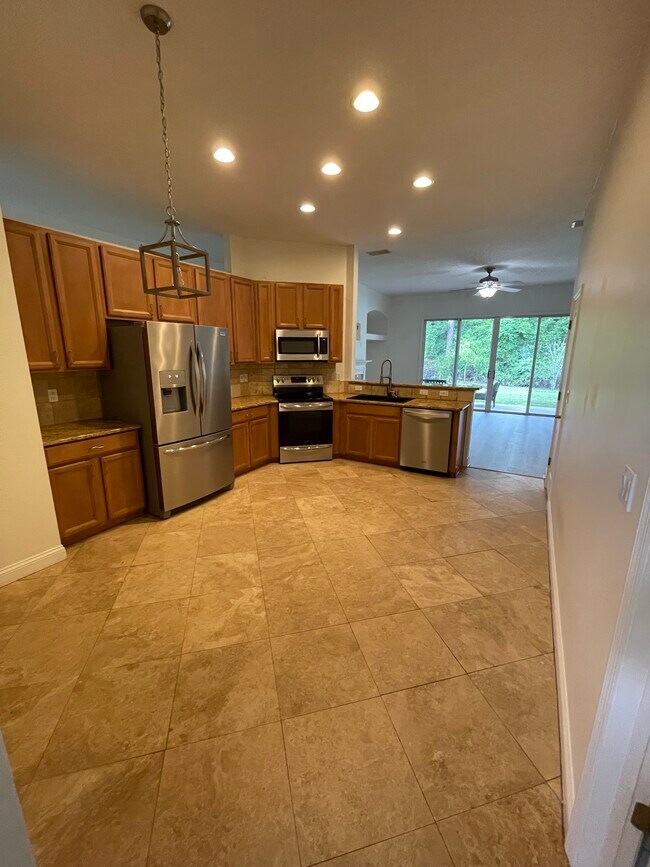 33380 Sunny Parke Cir, Fernandina Beach, FL 32034 House Rental in