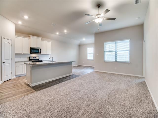Building Photo - 1824 Liam Dr