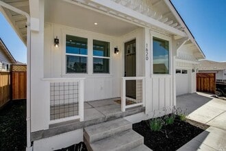 Building Photo - 1620 Keoke Ct