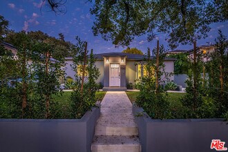 Building Photo - 4370 Beck Ave
