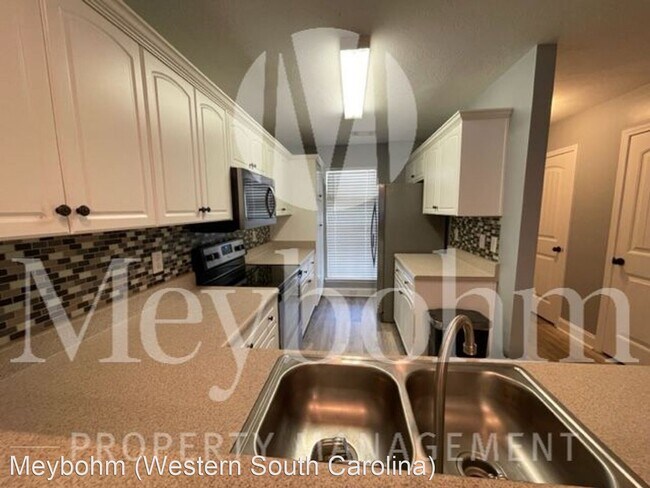 Building Photo - 2 br, 2 bath House - 132 Winnipeg Road