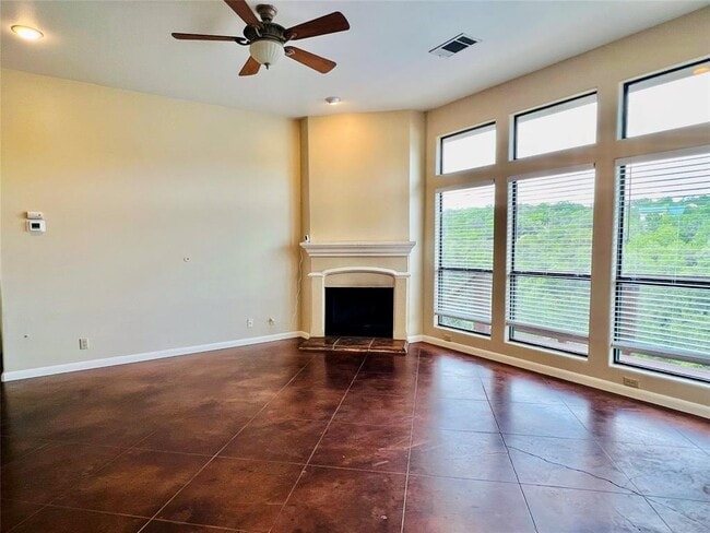 Foto del edificio - 2406 Indian Creek Rd