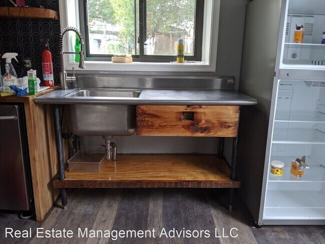 Foto del edificio - 2 br, 1 bath House - 2834 Boudinot Street