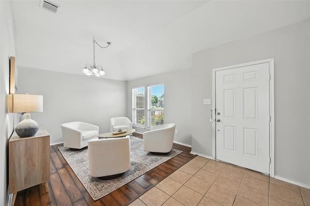 Building Photo - 9012 Heartwood Dr