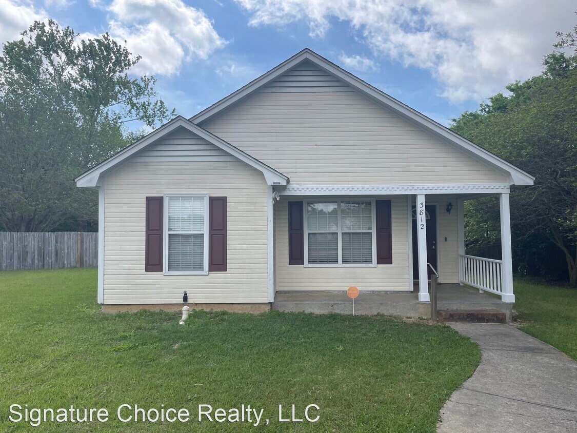 3812 Pondside Cir, Valdosta, GA 31605 House Rental in Valdosta, GA