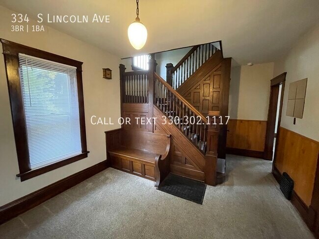 Foto del edificio - Three bedroom one bathroom home for rent