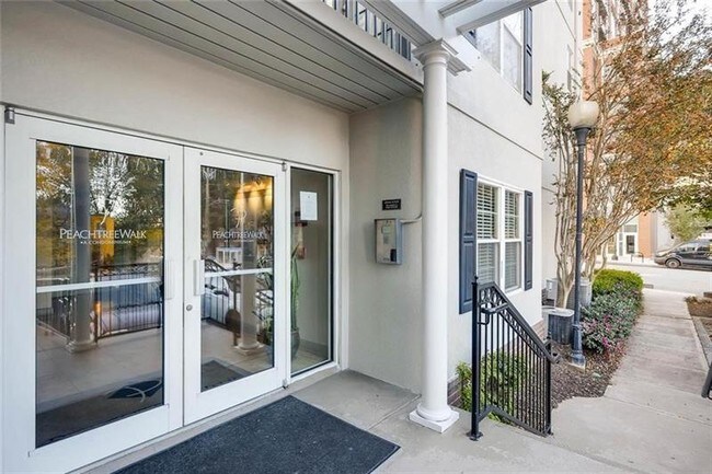 Building Photo - 1074 Peachtree Walk NE