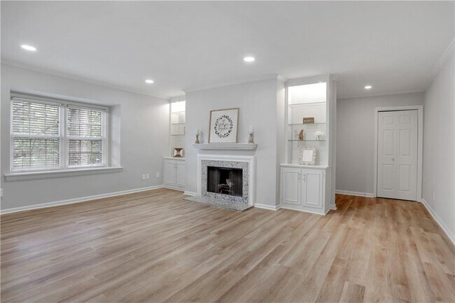 Foto del edificio - 60 Chaumont Square NW