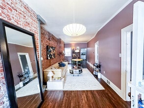 Building Photo - 276 46th St