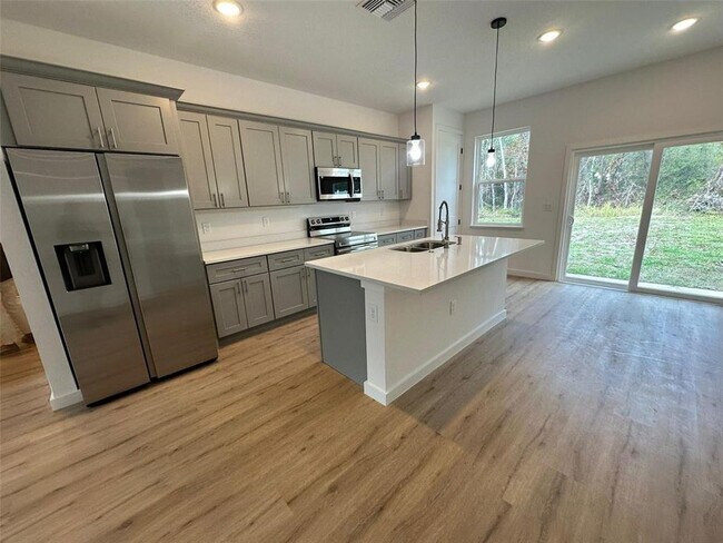 Foto del edificio - 6807 SW 153rd Pl Rd
