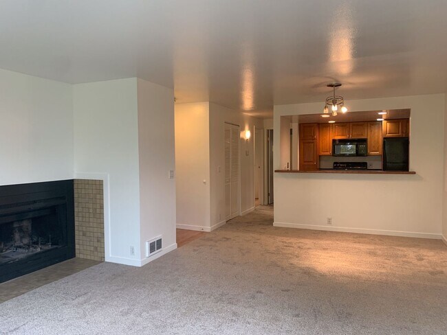 Foto del edificio - Welcome Home 1 Bd/1 Ba Serene Street - Low...