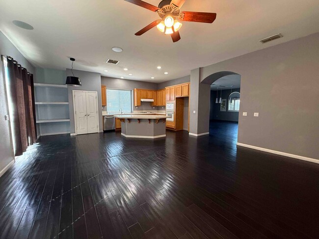 Building Photo - 7000 Rawley Way