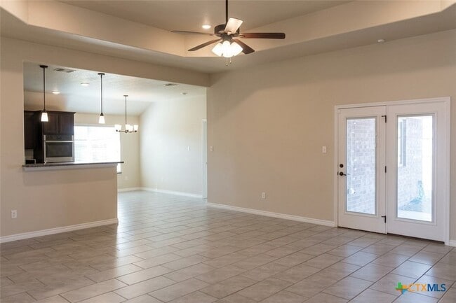 Building Photo - 2509 Meadow Lark Dr